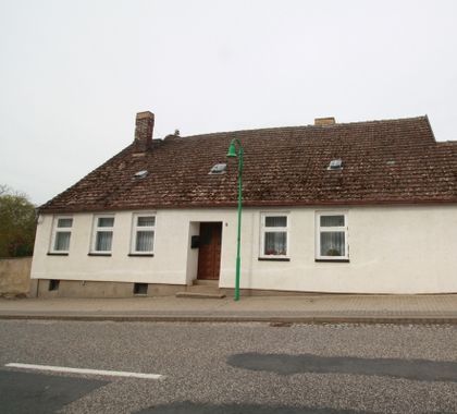 Jetzt neu: Haus zum Kauf in Brüssow