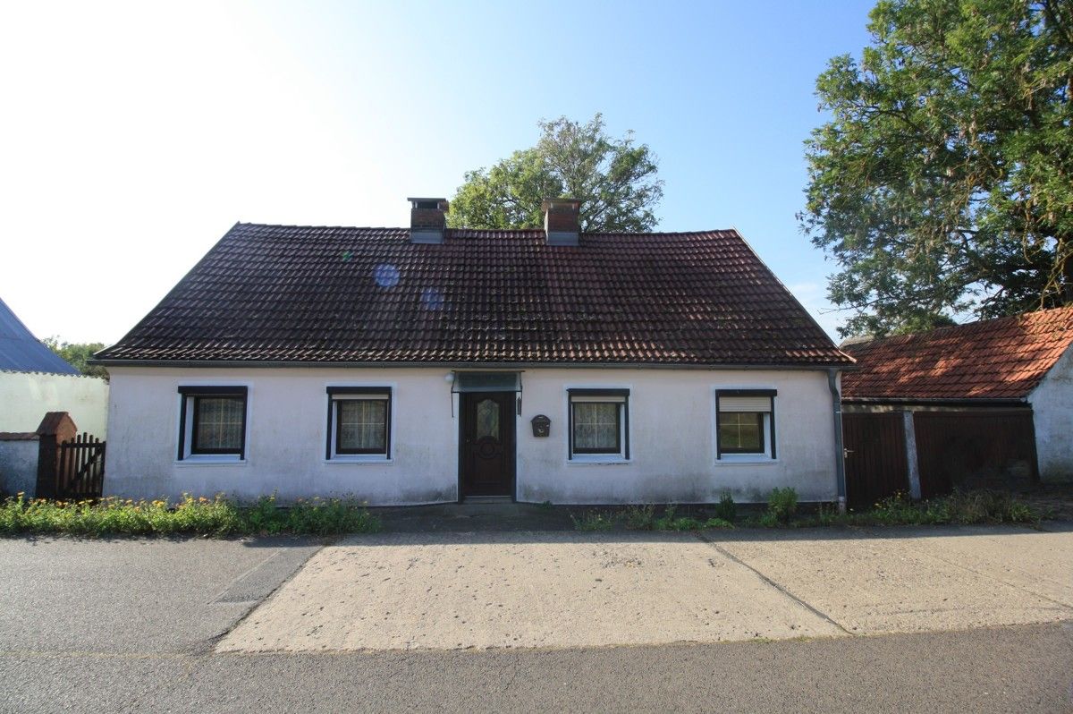 Günstiges Haus sucht fleißigen Handwerker- Einfamilienhaus in Neumeichow!